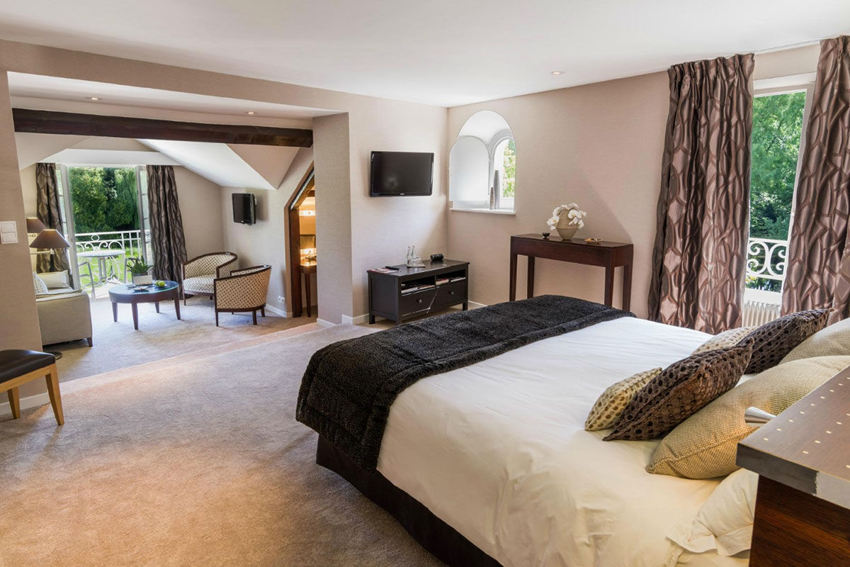 <b>Relais & Chateaux - Hostellerie de Levernois, Levernois</b> - Sitting along La Bouzaise river, this hotel is made up of annexes and a converted 18th century building. With rustic-chic rooms, wine cellar and relaxed bistro serving local fare, the Hostellerie de Levernois is perfect for the discerning guest seeking tranquility.