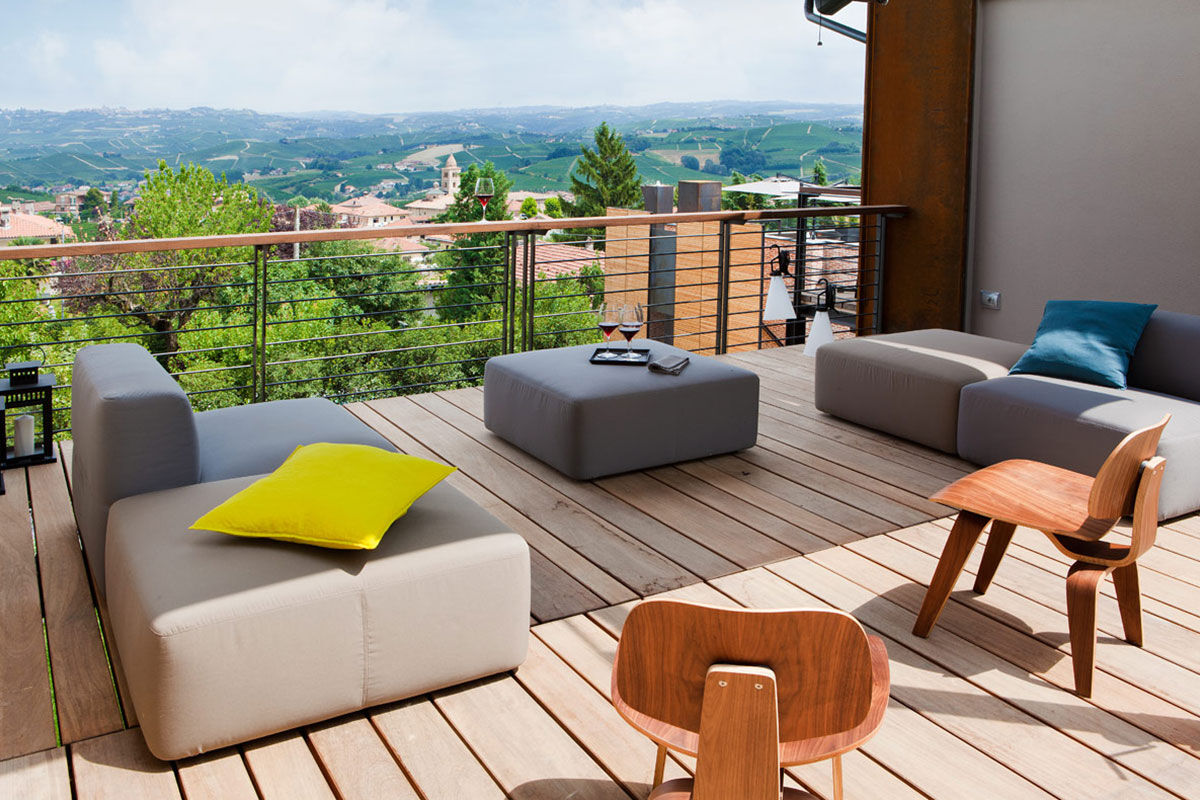 <b>Arborina Relais</b> - Surrounded by Barolo hill vineyards and sitting atop lush grounds, the Arborina Relais is a modern boutique hotel that offers luxury and style. The architectural lines, large windows and natural materials make it an experience hand in hand with nature.