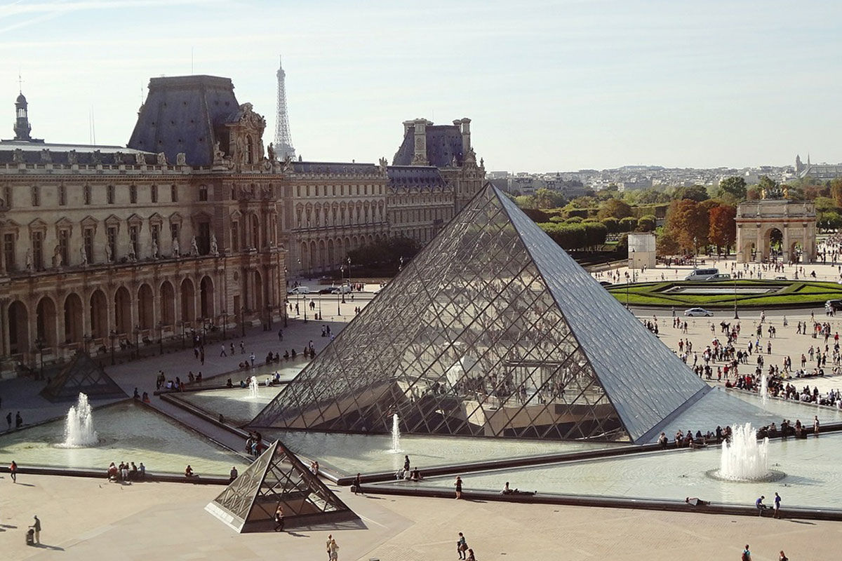 <b>Grand Hotel du Palais Royal</b> - Set opposite the Palais Royal and only a 2-minute walk to the Musee du Louvre, this posh hotel is centrally located for strolls down the Parisian streets. The Grand Hotel du Palais Royal is set within an 18th century building, making it the perfect home for its bright, luxe rooms and champagne toasts.