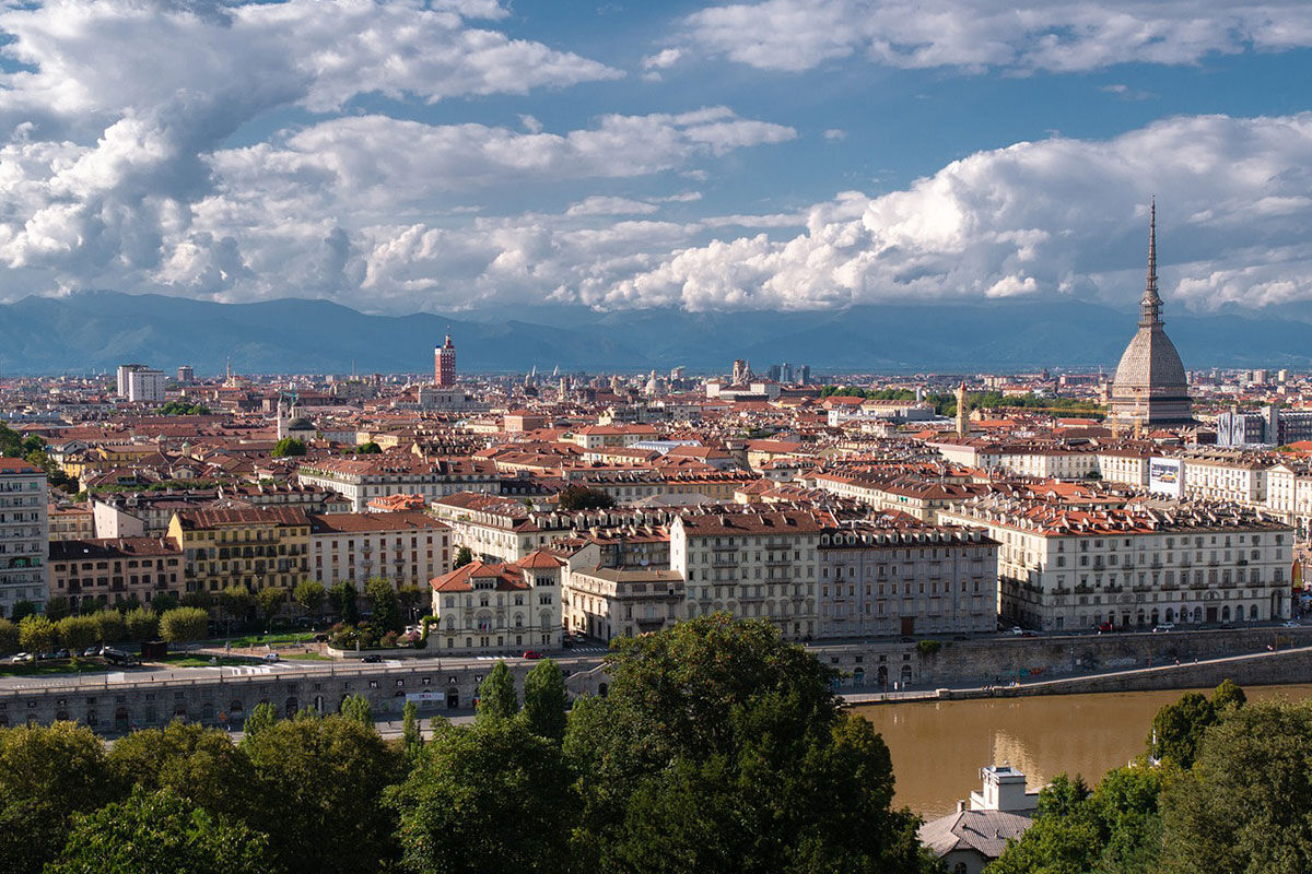<b>Turin Palace Hotel</b> - Only a 3-minute walk to the train station, The Turin Palace hotel is a convenient and stylish choice for the cosmopolitan traveler. It offers panoramic city views from its rooftop terrace, as well as refined rooms with chic décor.