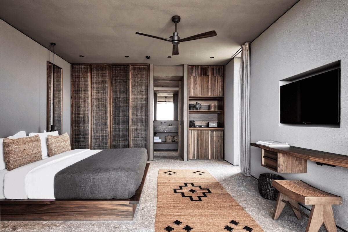 <b>Domes Zeen, a Luxury Collection Resort</b> - An 8-minute walk from Kladissos Beach, Domes Zeen offers quiet elegance with a soulful and holistic take on Mediterranean luxury. With earthy tones and natural materials used throughout the property, this elevated retreat is a relaxed and sophisticated backdrop for your getaway with the family.