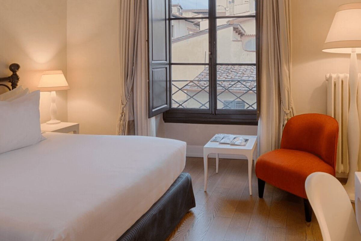 <b>NH Collection Firenze Porta Rossa</b> - Less than a 10-minute walk to multitudes of historic sights, this charming boutique hotel is housed within a 13th century tower. With four-poster beds, marbled floors, and a tasteful mix of traditional and modern furnishings, this artfully decorated hotel is a feast for the eyes.