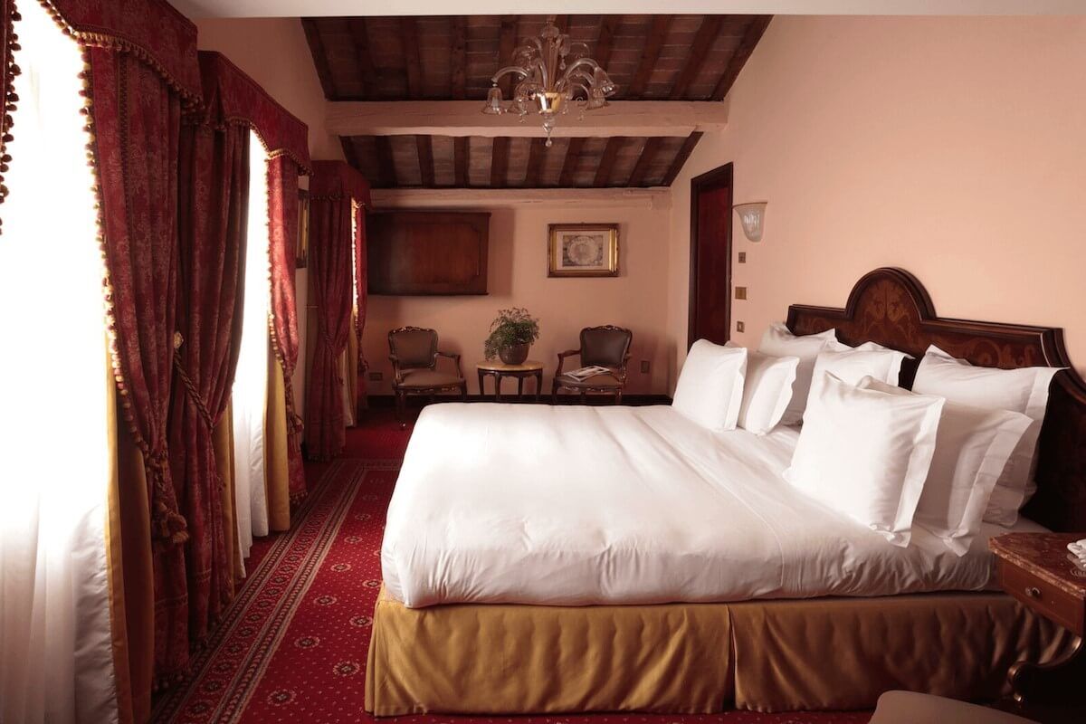 <b>NH Collection Venezia Grand Hotel Palazzo dei Dogi</b> - Be transported through time with the ornate architecture, antique décor, and period-style rooms of this refined boutique hotel. With a luxe bar, terrace restaurant, lush garden, and relaxing spa, this palazzo has all the polished sophistication you’d want in a historic Venetian hotel.