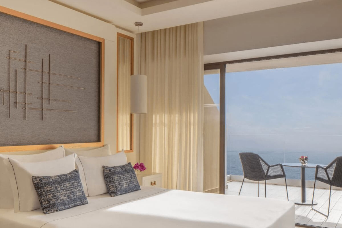 <b>Tivoli Carvoeiro Algarve Resort</b> - A cliffside beach resort overlooking the Praia do Vale Covo, this family-friendly gem is both upscale and inviting. With multiple dining options, an enticing spa, and incredible views over the shimmering ocean, this luxury resort is glam and relaxed.