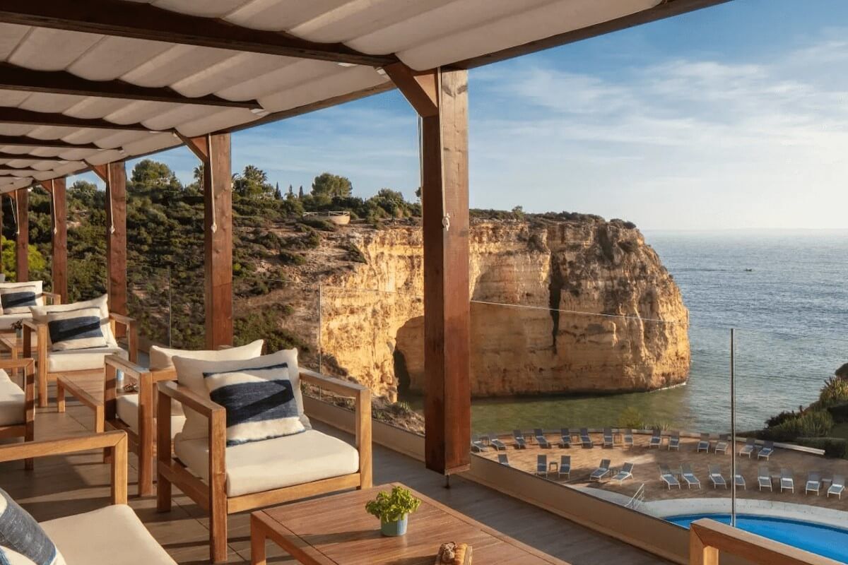 <b>Tivoli Carvoeiro Algarve Resort</b> - A cliffside beach resort overlooking the Praia do Vale Covo, this family-friendly gem is both upscale and inviting. With multiple dining options, an enticing spa, and incredible views over the shimmering ocean, this luxury resort is glam and relaxed.