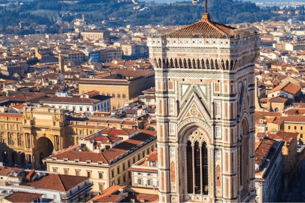 <b>NH Collection Firenze Palazzo Gaddi</b> - Set inside a historical Renaissance palace, this boutique hotel features embellished frescoes and paintings from the late-baroque Florentine artist Ranieri de Pace. There’s a stunning rooftop bar with views of the Duomo, and easy access to Florence’s main attractions.