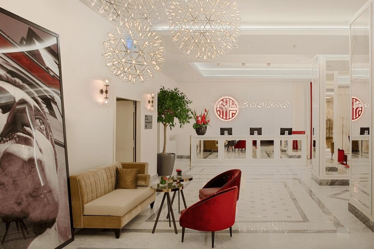 <b>NH Collection Roma Palazzo Cinquecento</b> - Featuring its own Roman ruins in the front garden and with a rooftop terrace, bar and al fresco restaurant, this boutique hotel is upmarket with hints of the past. Located next to the Roma Termini train station and overlooking the Piazza dei Cinquecento, it’s only steps away from top sights!